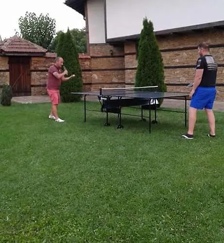 게스트하우스 Vila Nikolina *